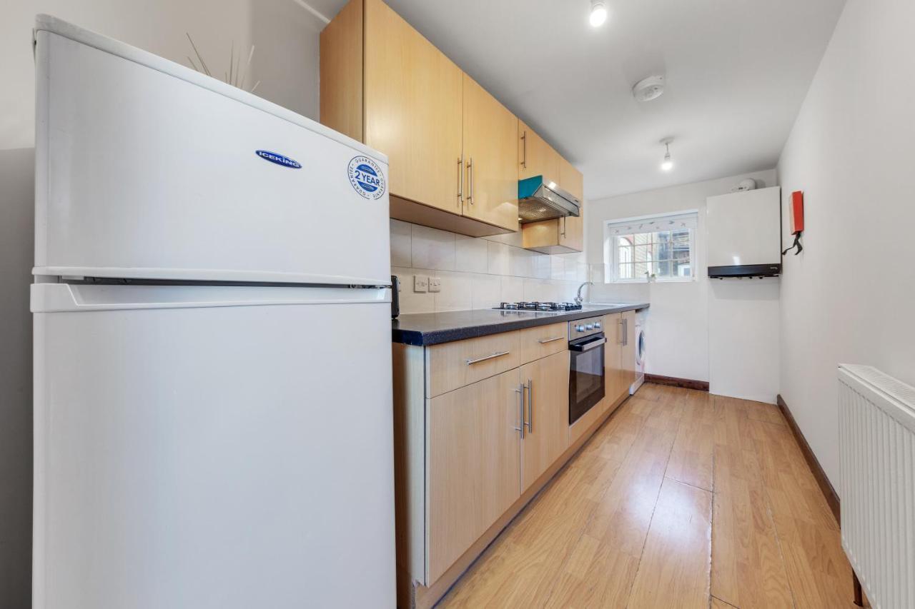 Ferienwohnung Cozy 1 Bed/Sleep 3/ London Exterior foto